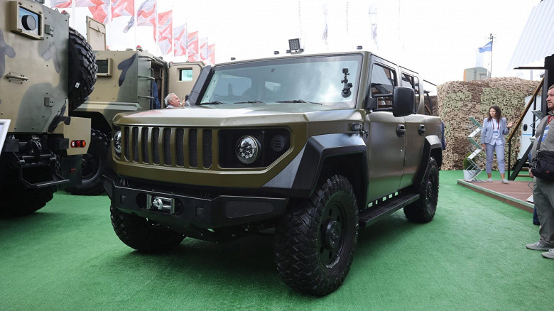 В России представили обновлённый «отечественный Hummer» — на этот раз внедорожник «Стрела» получил компоненты от «Газели Next»